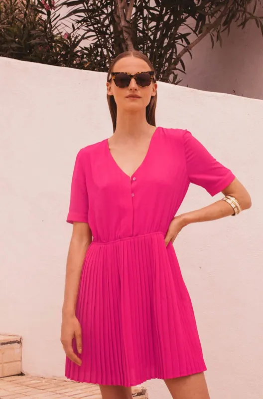 Short fuchsia Natasha dress sold by Balzac Paris