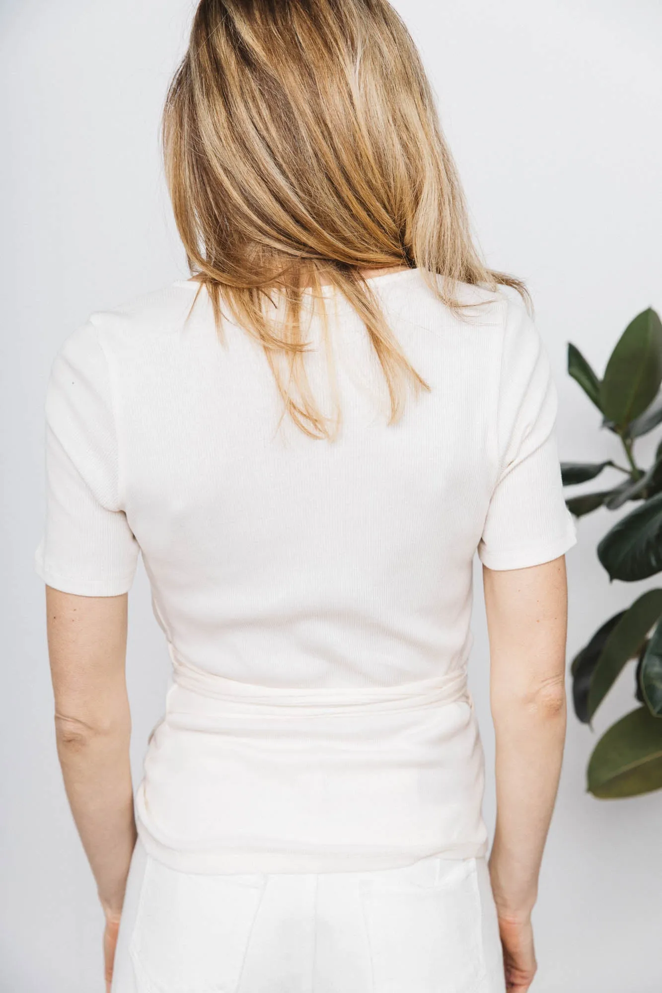 Ecru Maggie top sold by Balzac Paris product image thumbnail 4