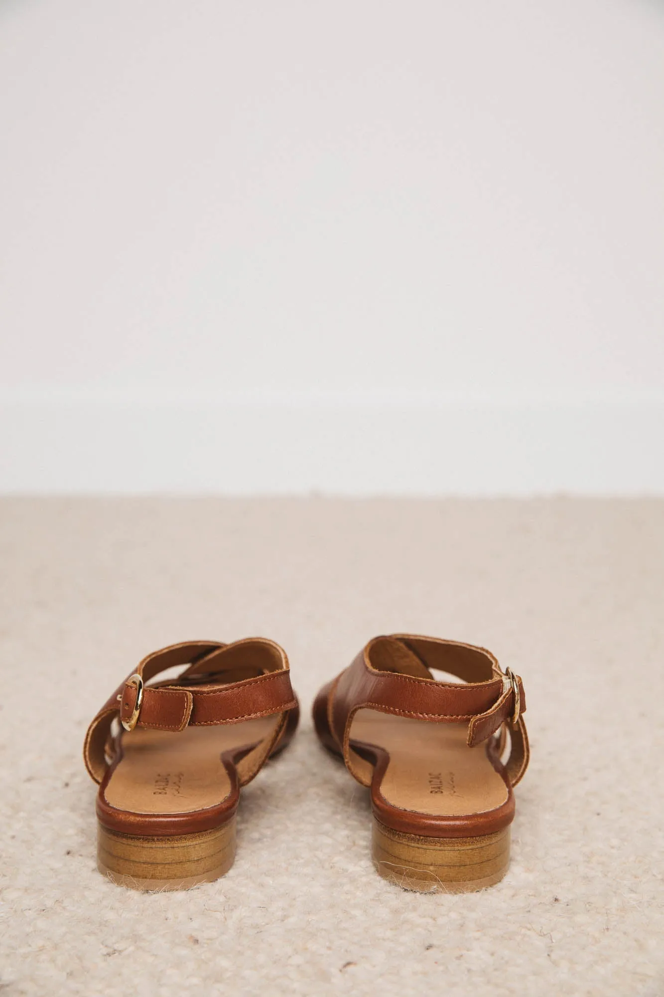 Camel Myriam crossed sandals sold by Balzac Paris product image thumbnail 5