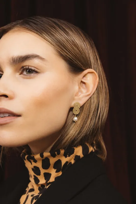 Golden Happiness earrings sold by Balzac Paris