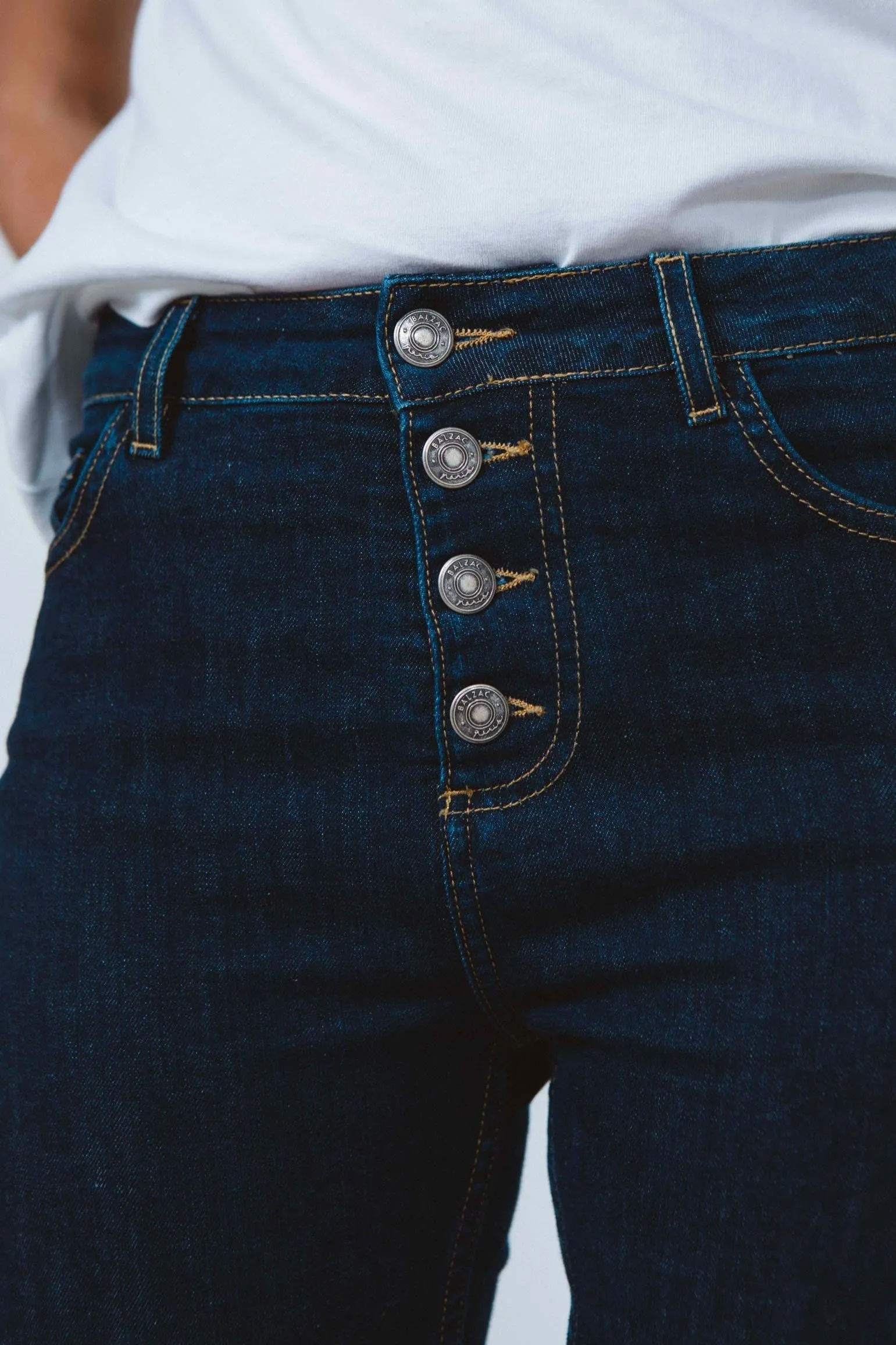 Midnight blue Joe jeans (old) sold by Balzac Paris product image thumbnail 4