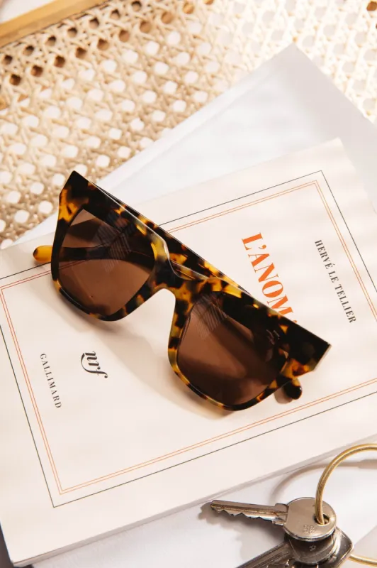 Simone glasses tortoise made by Balzac Paris