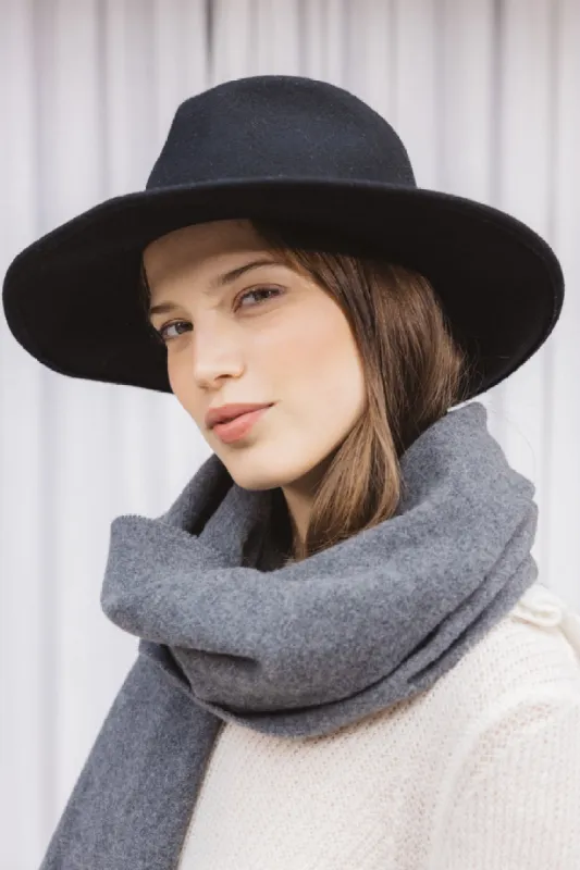 Black Sylvain hat made by Balzac Paris