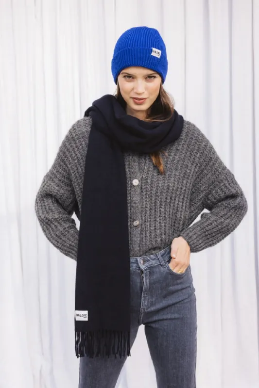 Navy public scarf sold by Balzac Paris