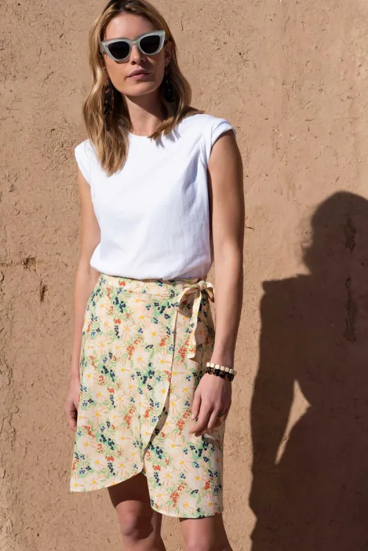 Jackie daisy skirt sold by Balzac Paris