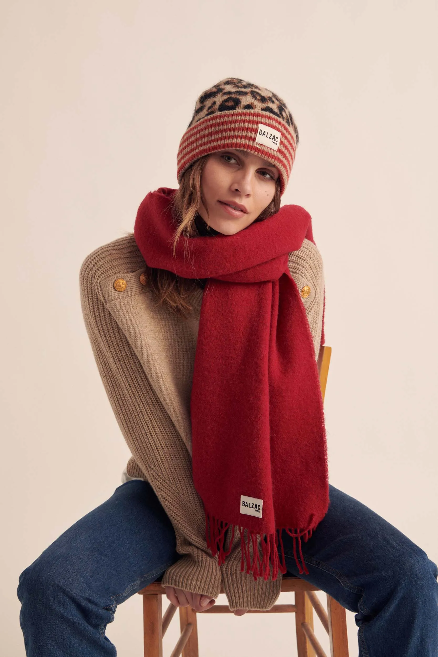 Red Public Scarf sold by Balzac Paris product image thumbnail 4