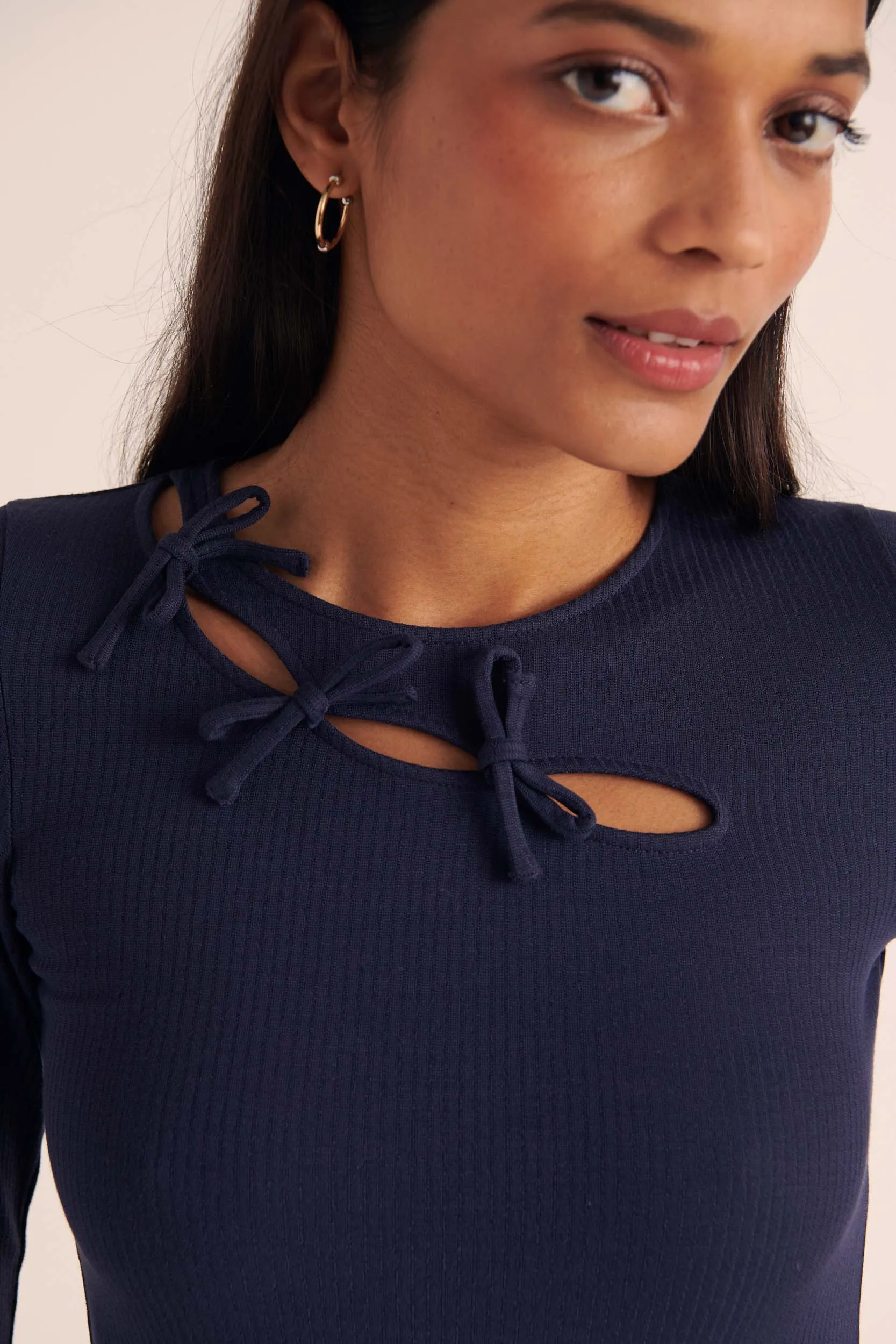 Top Angèle navy knots sold by Balzac Paris product image thumbnail 2