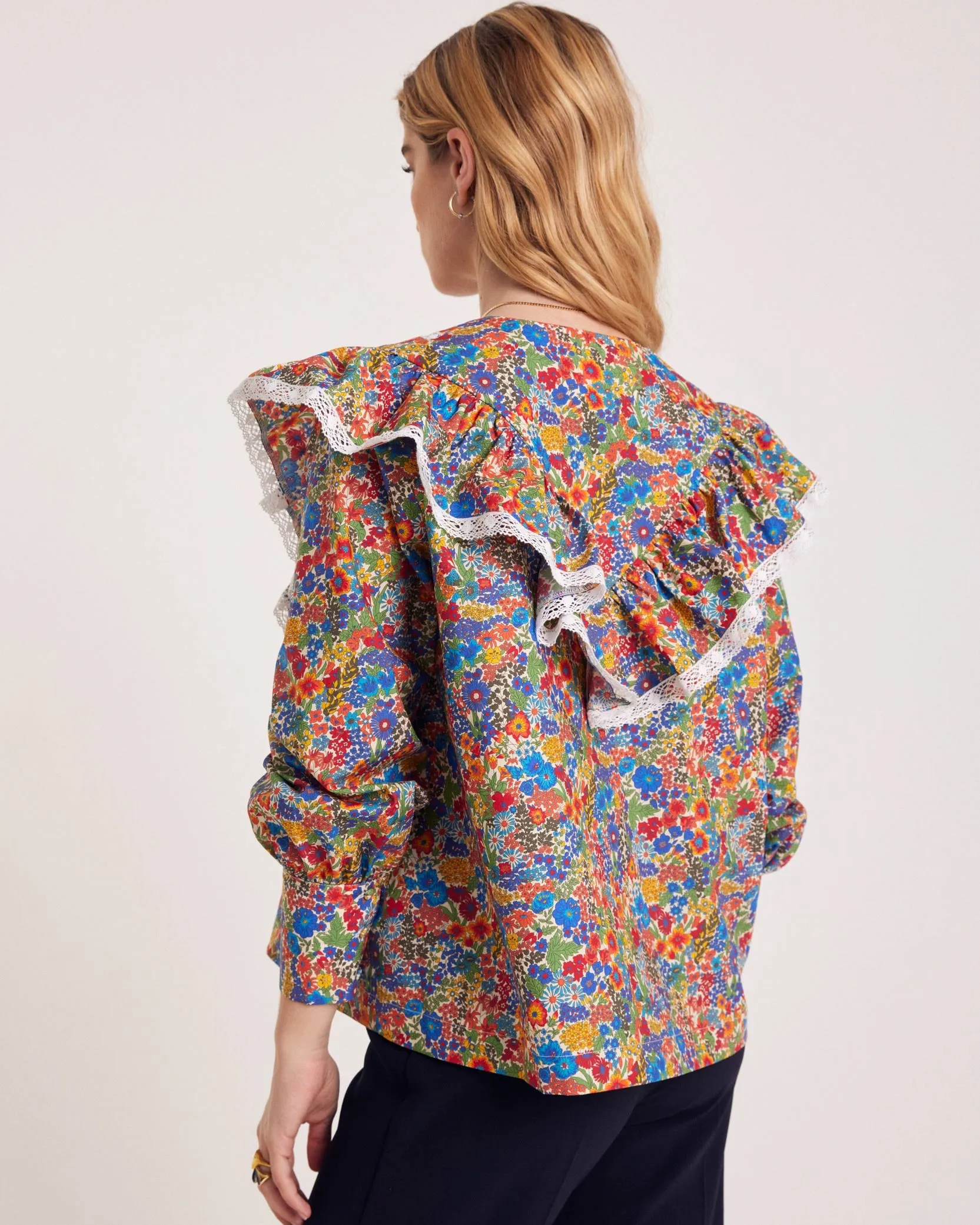 Azélie blouse in blue and yellow Liberty fabric sold by Balzac Paris product image thumbnail 2