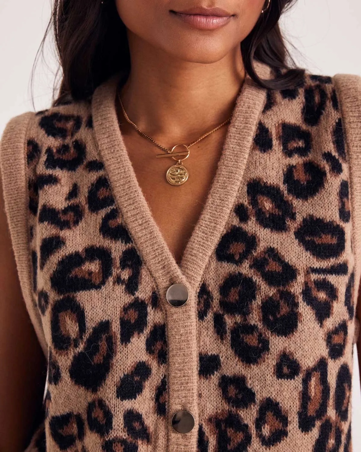Constant leopard vest sold by Balzac Paris product image thumbnail 5