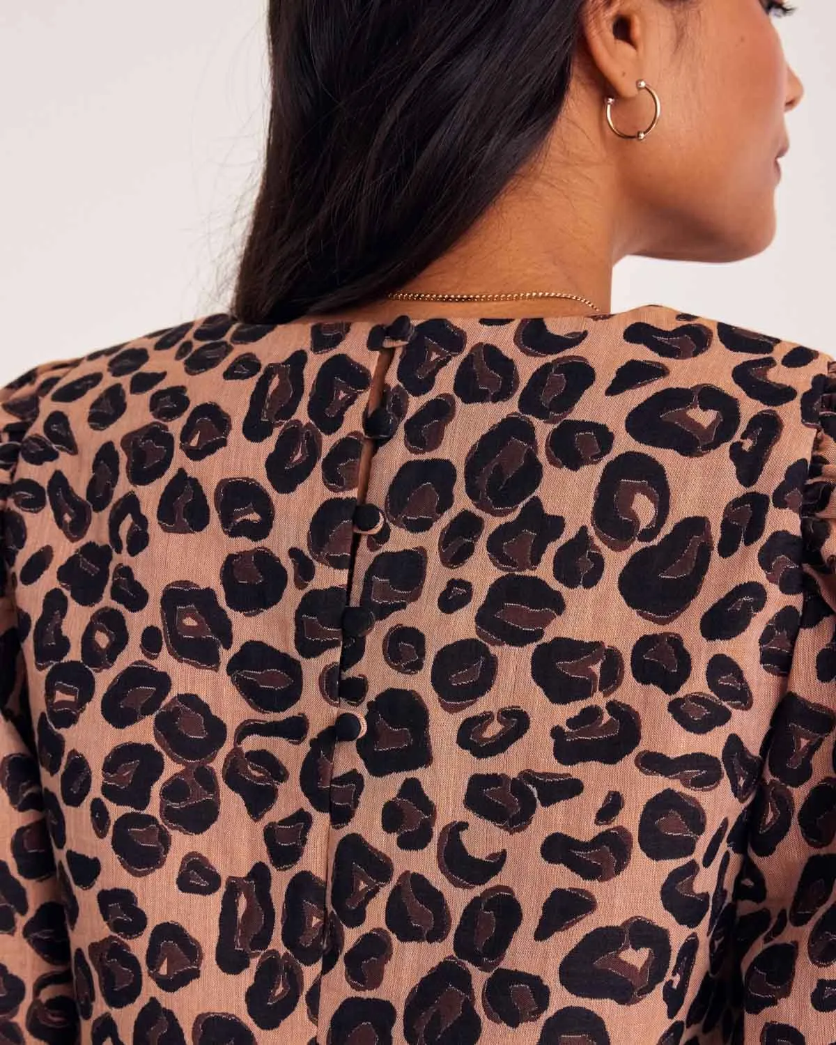 Xoxo leopard jacquard dress sold by Balzac Paris product image thumbnail 4