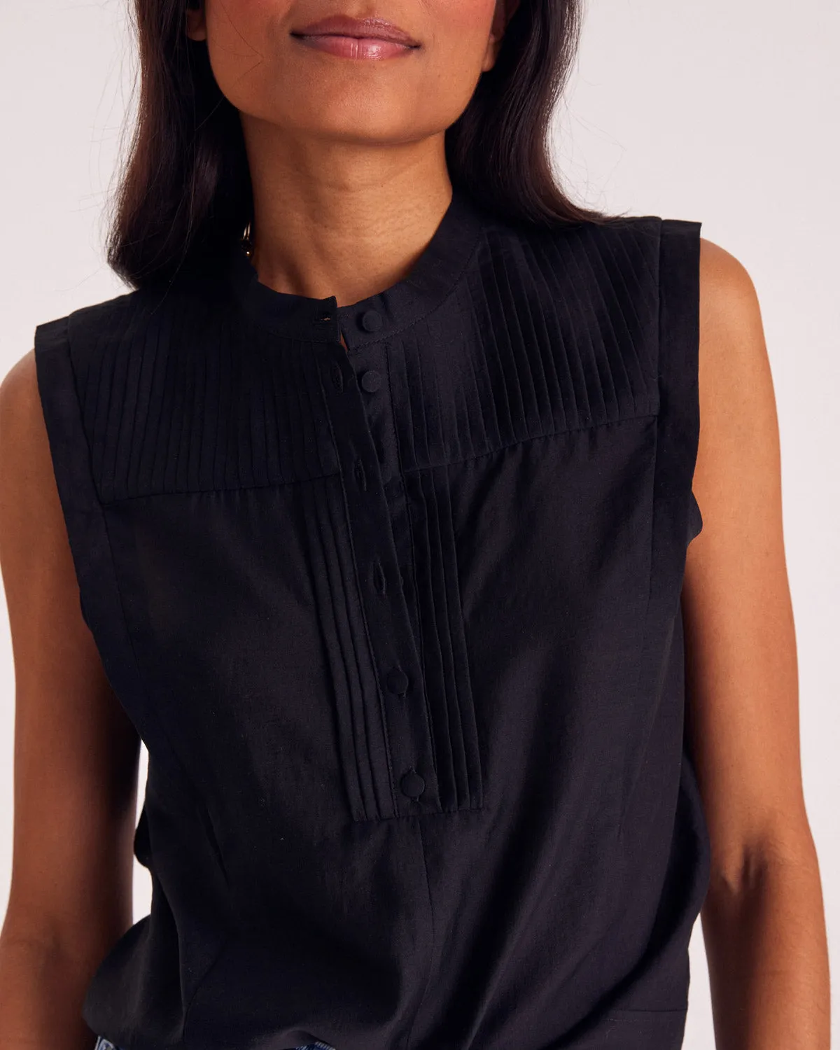 Black Altea blouse sold by Balzac Paris