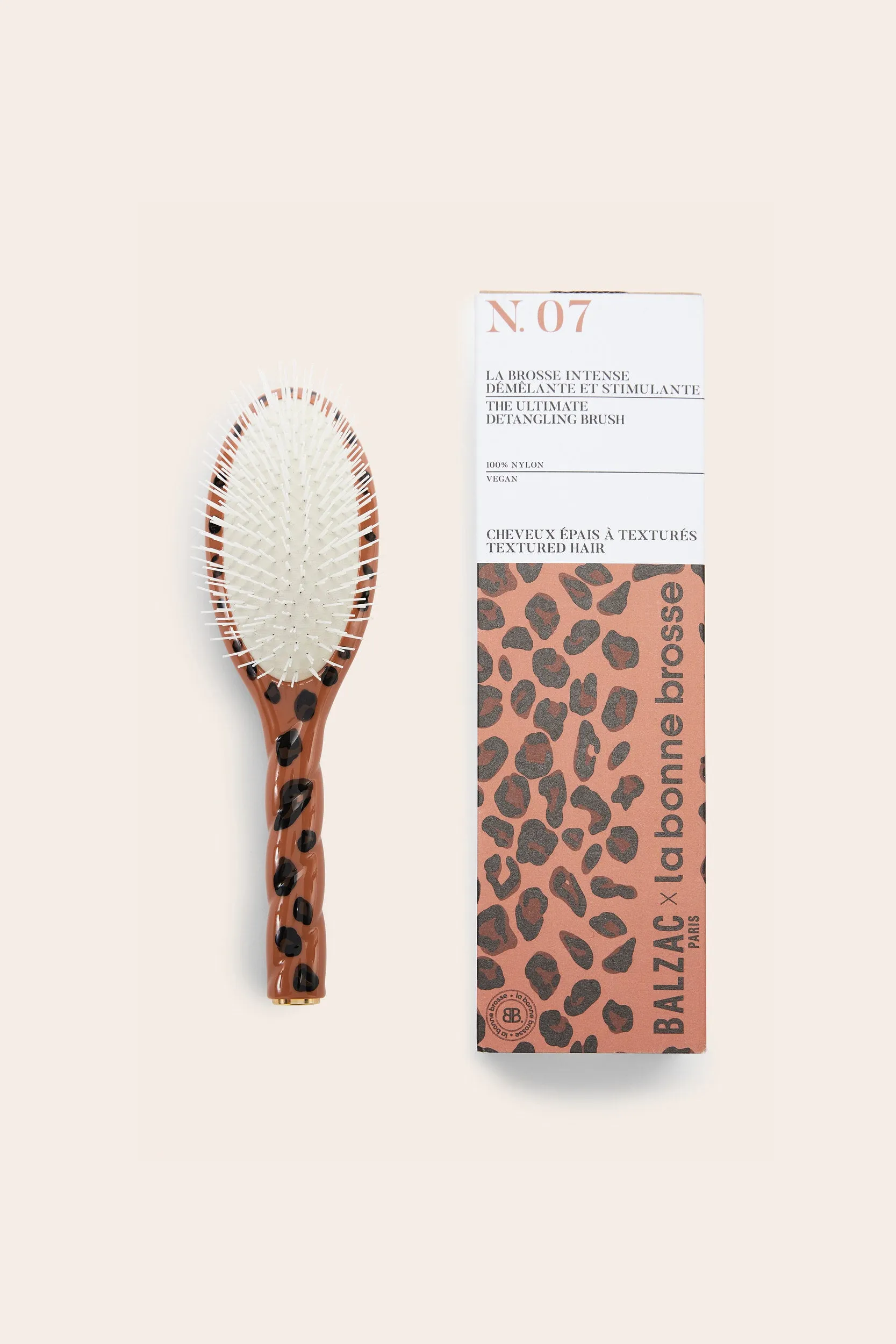 Brush N.07 Textured Leopard Hair sold by Balzac Paris product image thumbnail 4