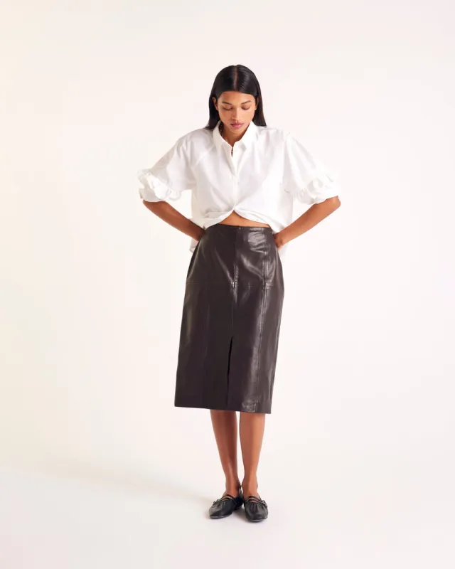 Quitterie chocolate leather skirt sold by Balzac Paris