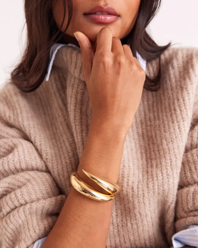 Gabrielle gold cuff sold by Balzac Paris