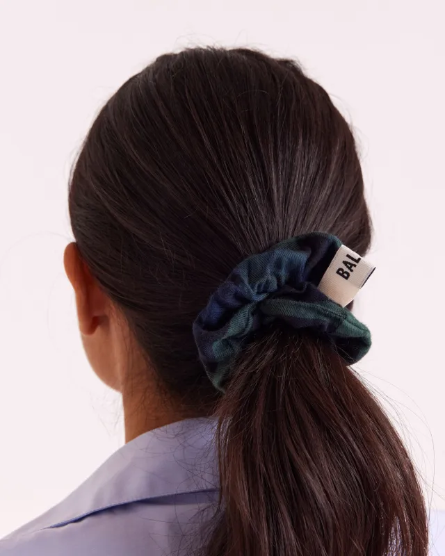 Billy blue and green tartan scrunchie sold by Balzac Paris
