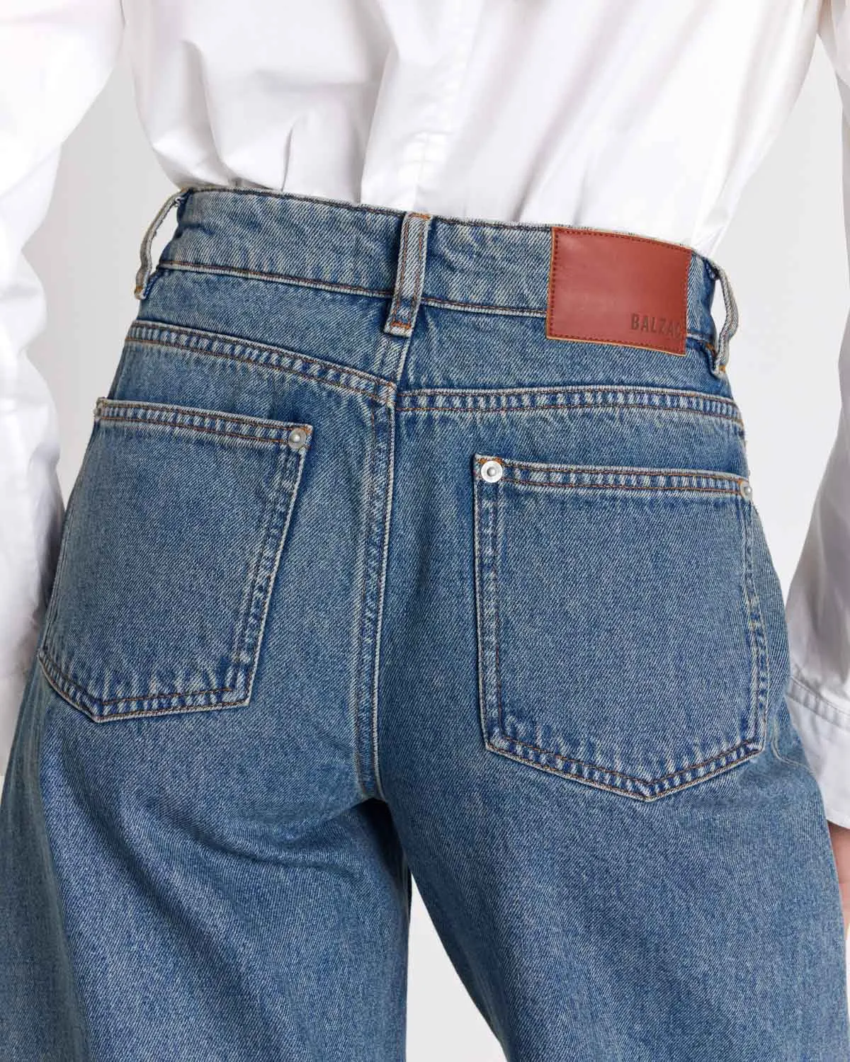 Vintage blue Jean Mateo sold by Balzac Paris product image thumbnail 2