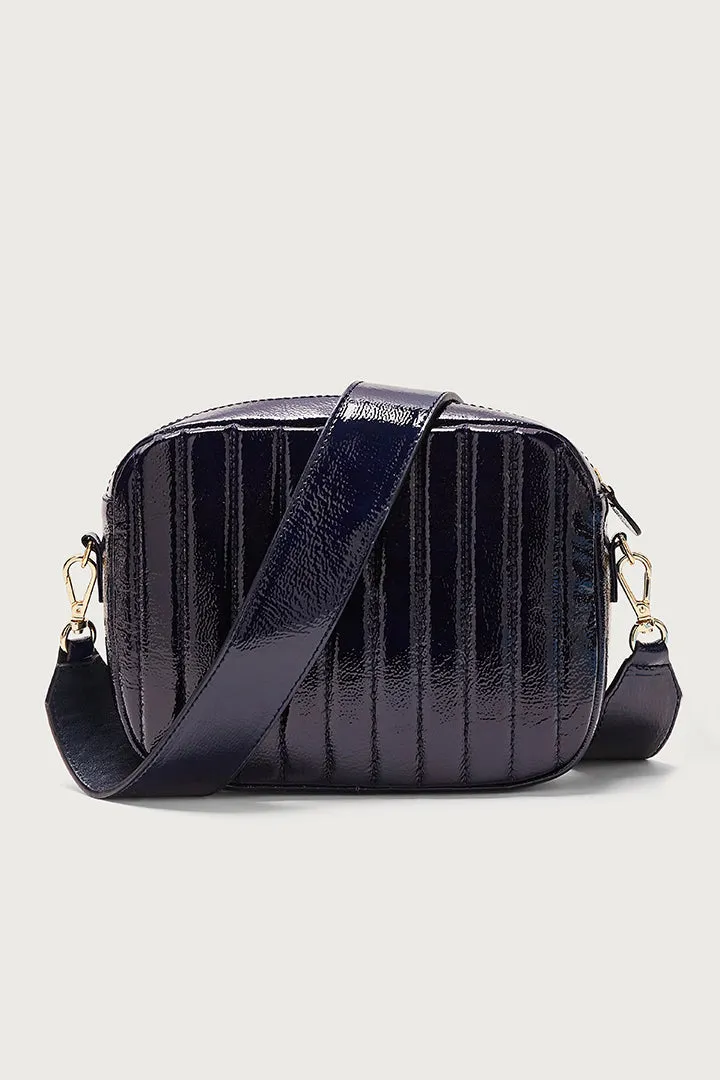 Midnight blue crinkled varnish César bag sold by Balzac Paris product image thumbnail 5