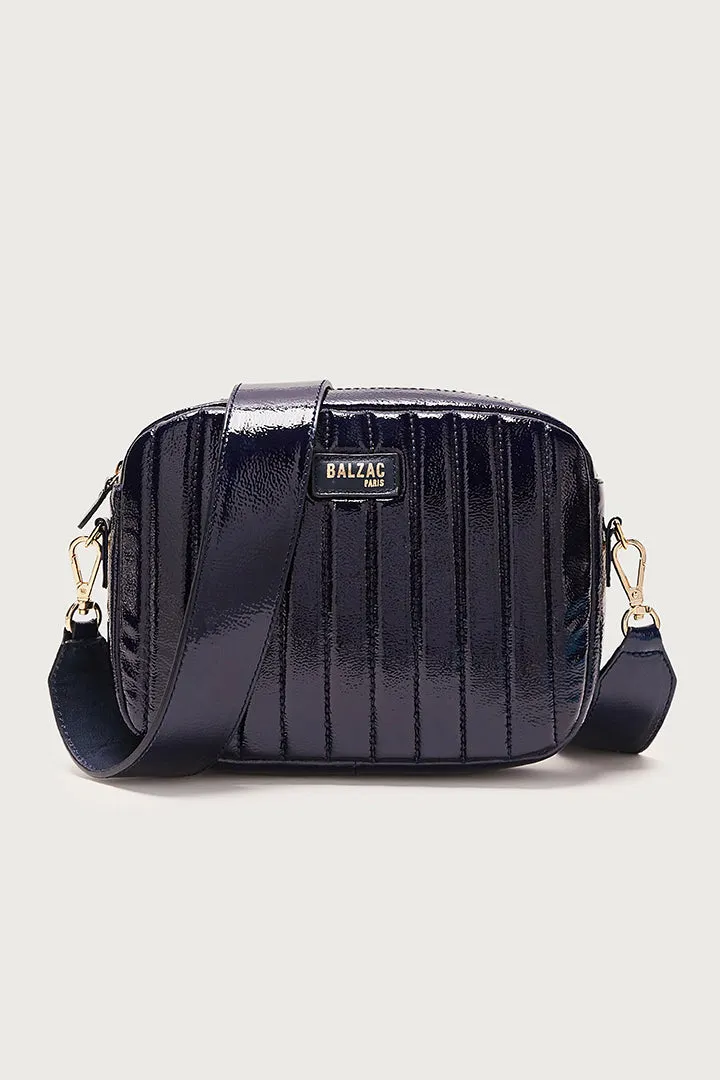 Midnight blue crinkled varnish César bag sold by Balzac Paris product image thumbnail 2