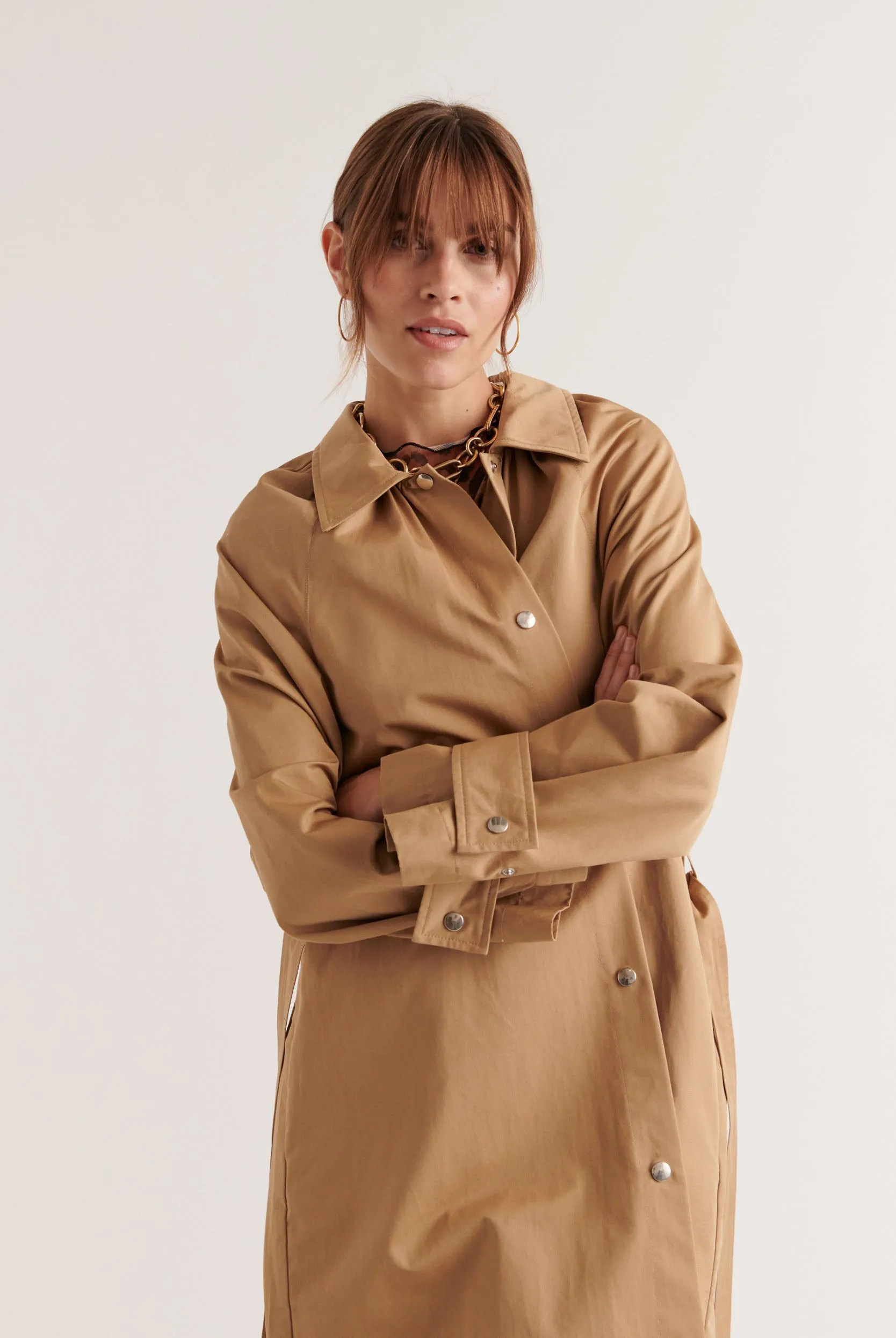 Galant beige trench coat sold by Balzac Paris product image thumbnail 4