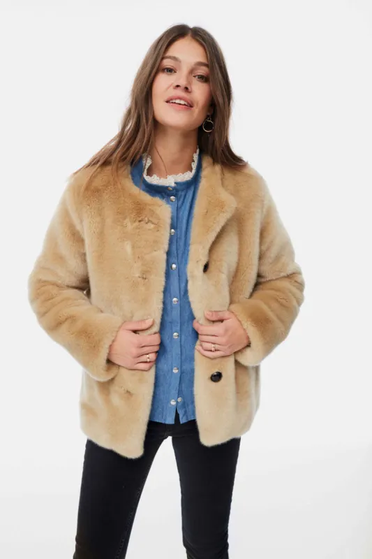 Dorene coat sold by Balzac Paris