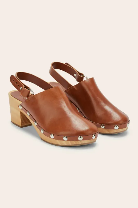 Clog Pierre Camel sold by Balzac Paris