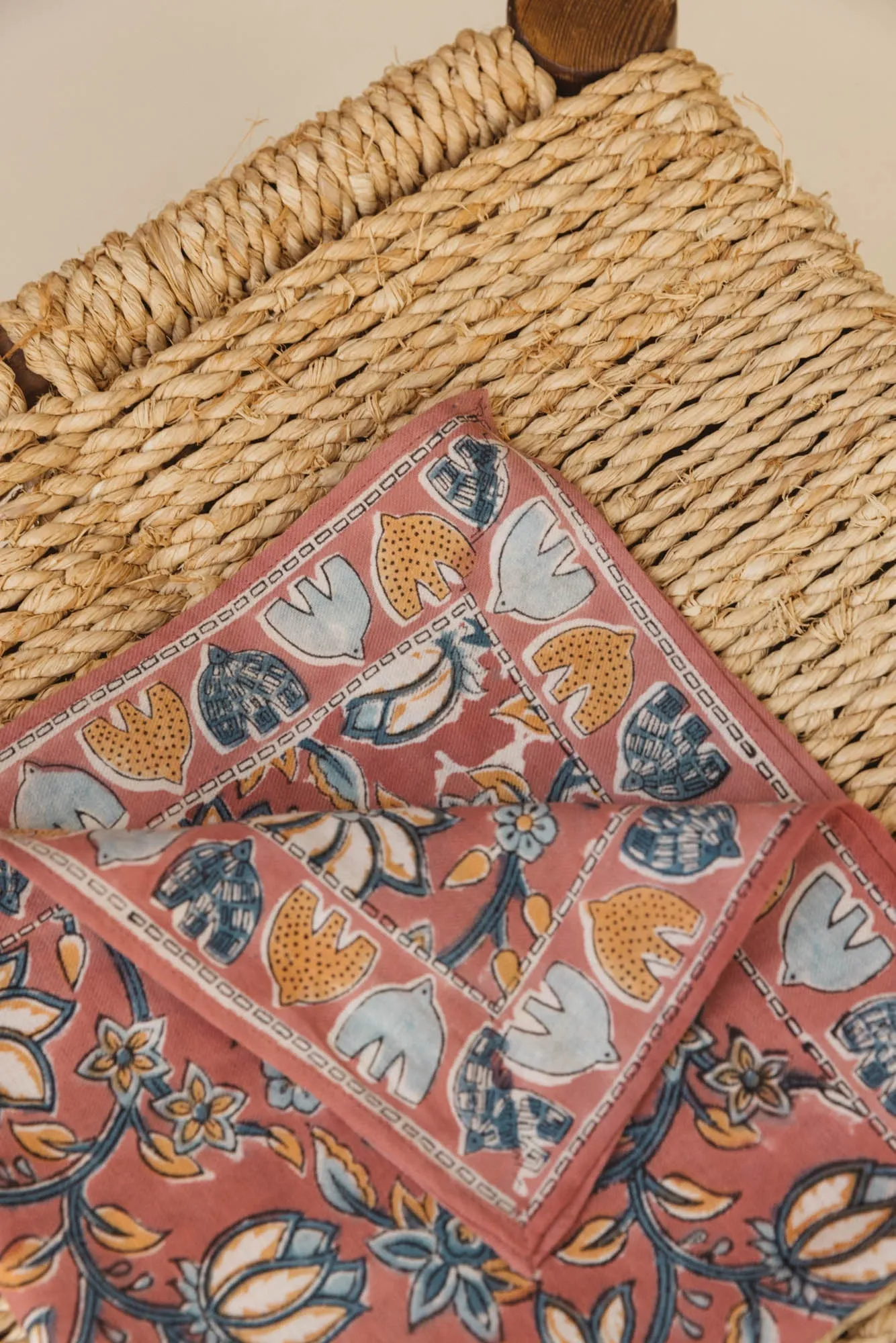 Latika coral scarf sold by Balzac Paris