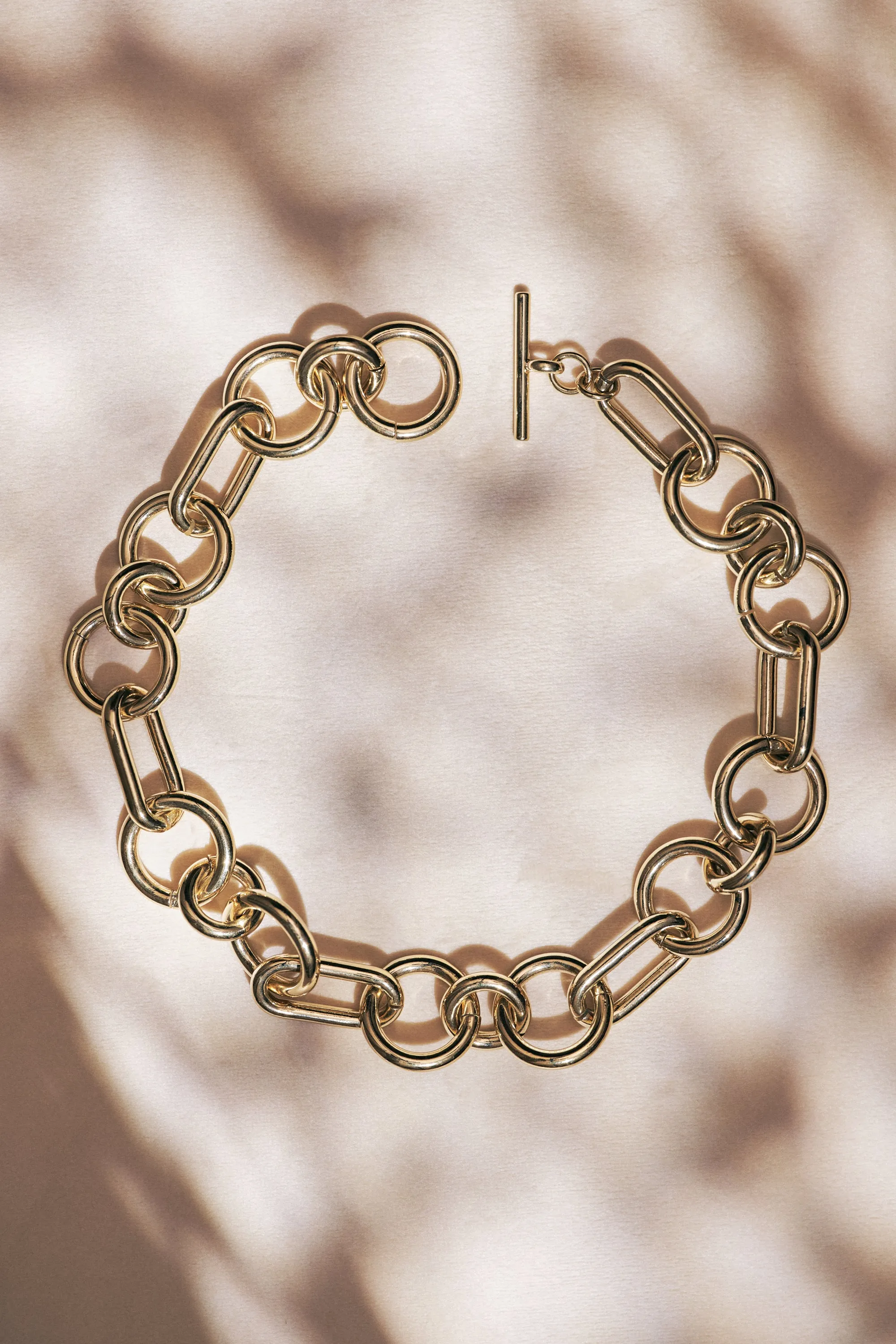 Golden Hélène necklace sold by Balzac Paris product image thumbnail 4