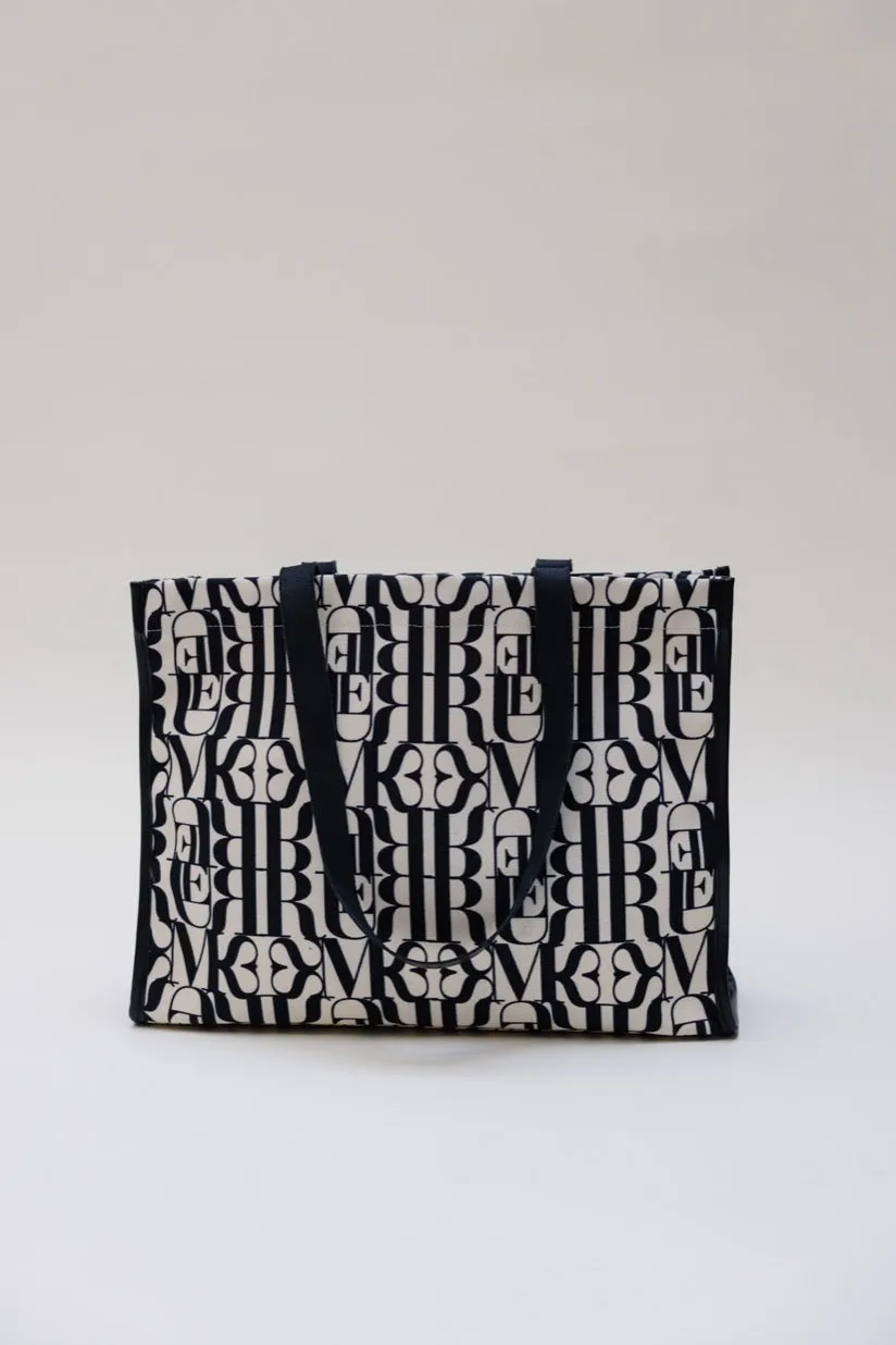 lipsi bag sold by Musier Paris