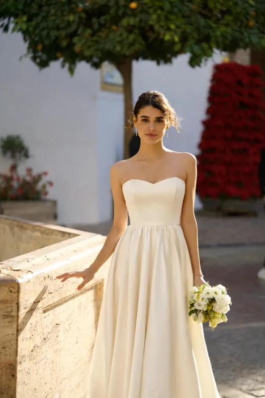 Annabeth Wedding Dress sold by GAALA