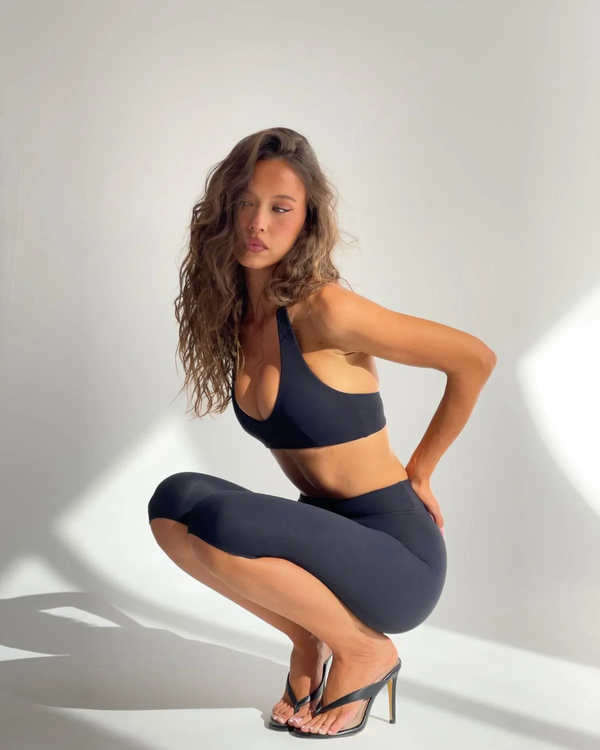 Form Invisible Scrunch Capri Leggings | Black sold by Crop Shop Boutique product image thumbnail 2
