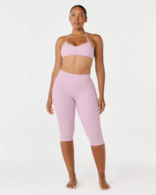 Form Invisible Scrunch Capri Leggings | Lilac made by Crop Shop Boutique