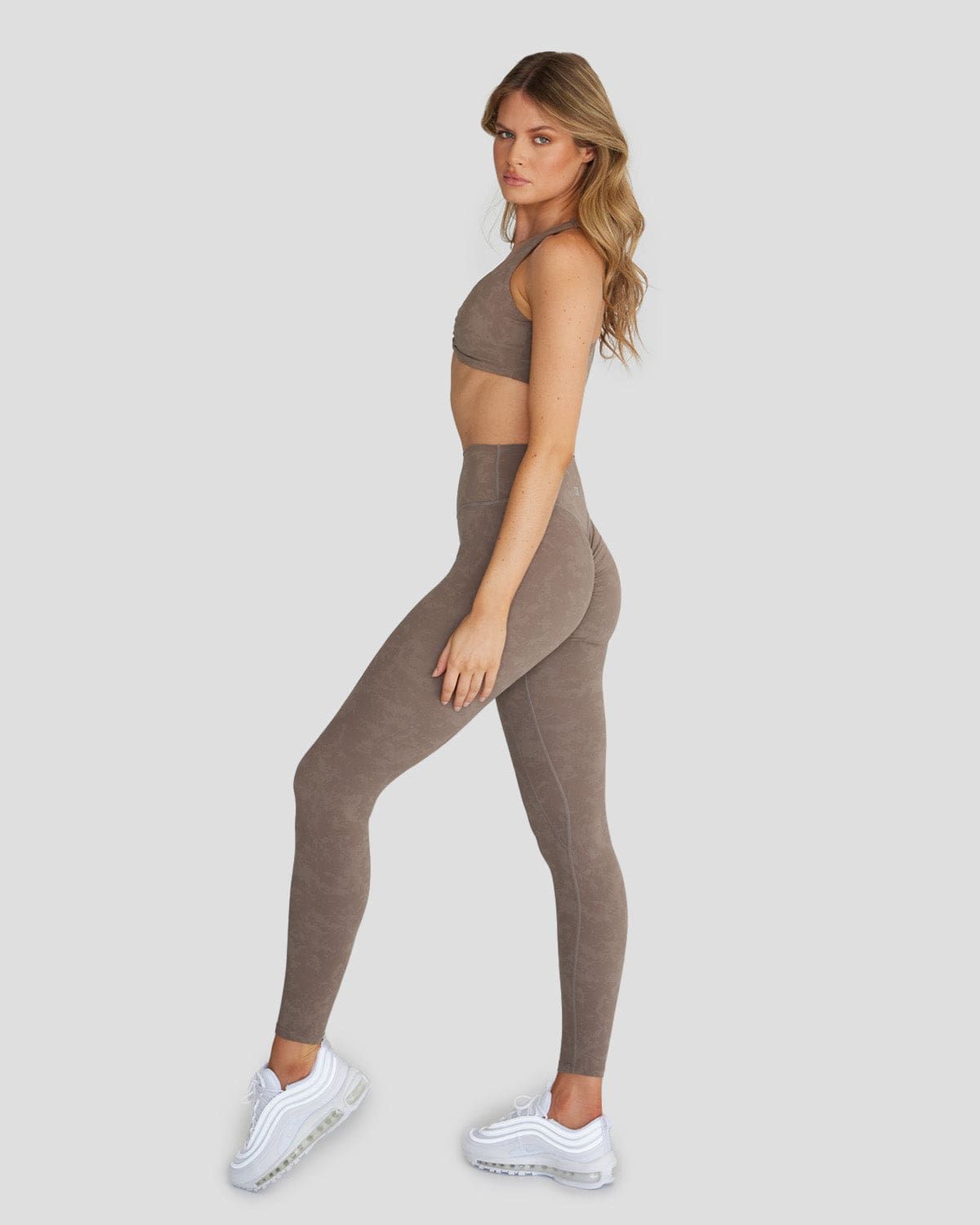 Fade Scrunch Leggings | Mocha sold by Crop Shop Boutique product image thumbnail 6