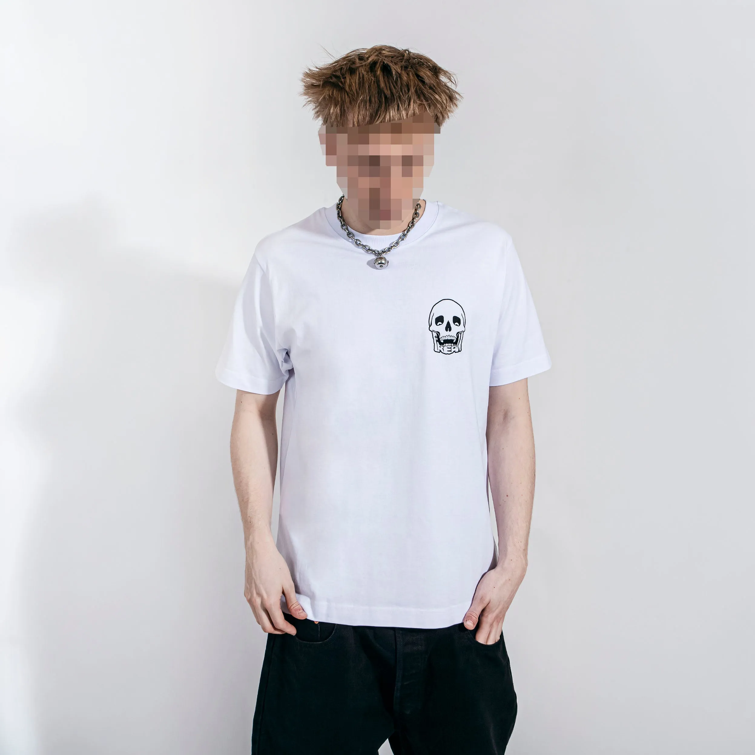 ESSENTIAL LOGO TEE (WHITE) sold by Freak product image thumbnail 3