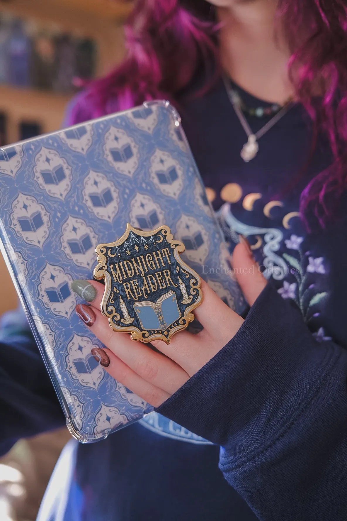 Midnight Reader magnetic grip sold by Enchanted Oddities product image thumbnail 2