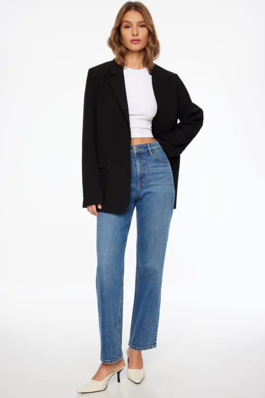 Justina Straight Leg Jeans sold by Dynamite