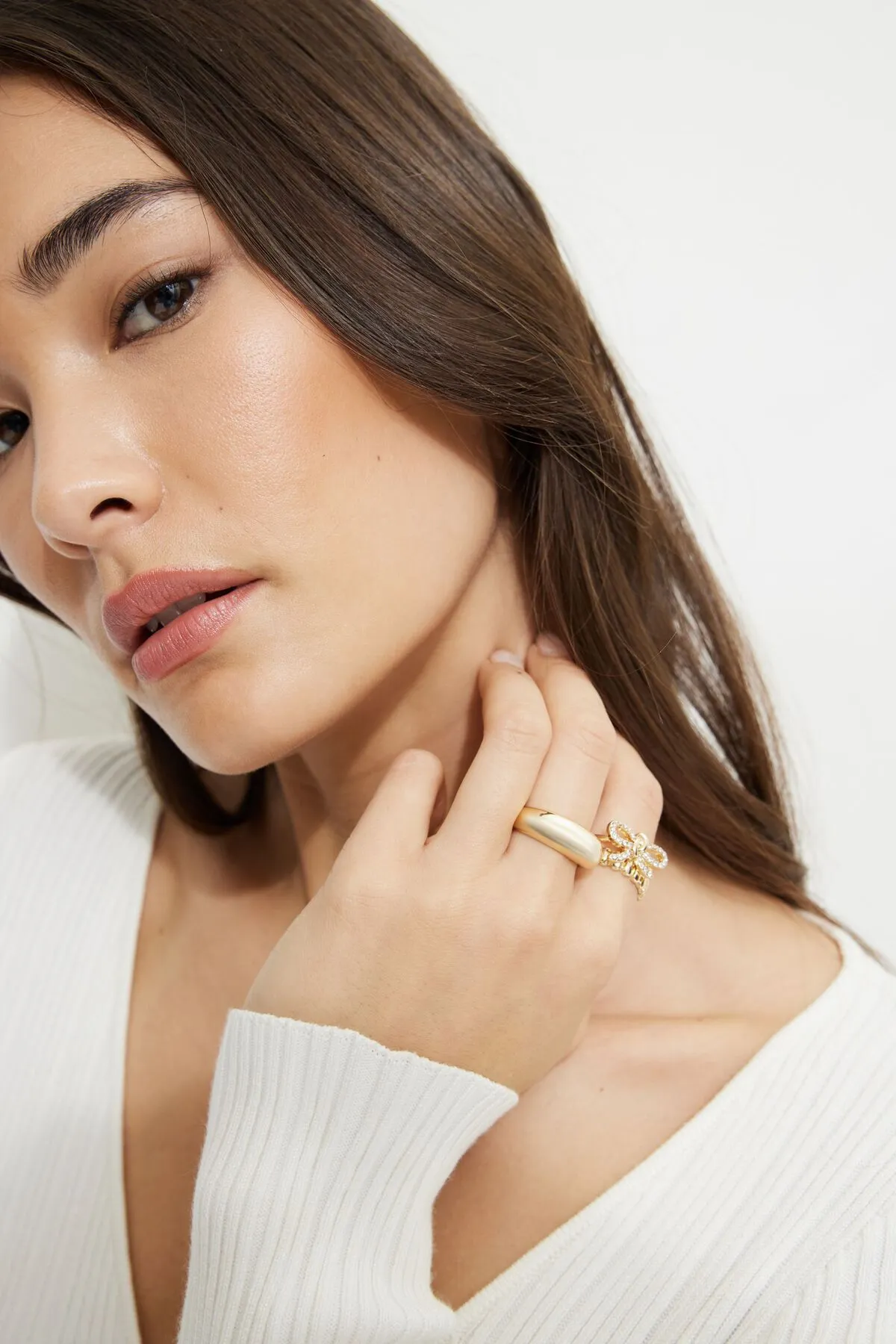 3-Pack Gem Knotted Bow Rings sold by Dynamite