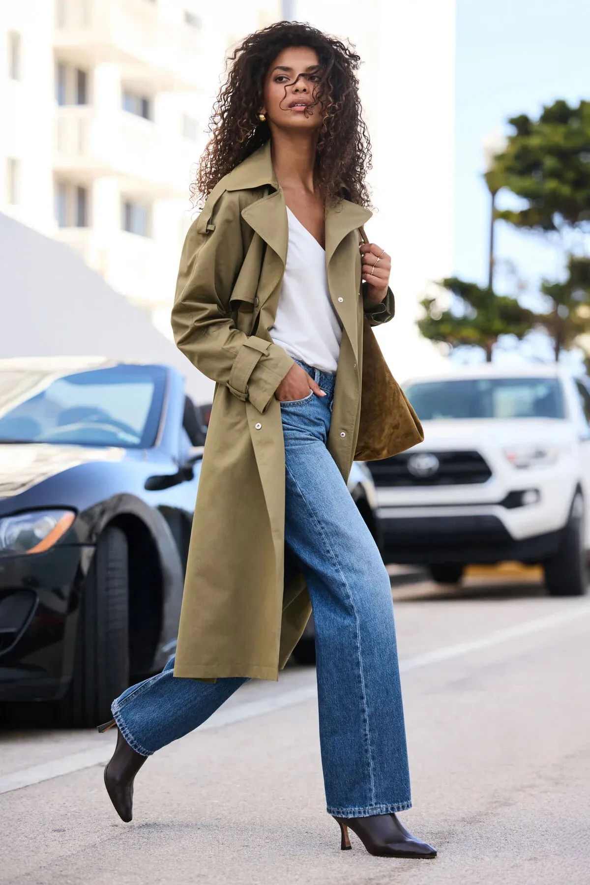 Mika Relaxed Straight Jeans sold by Dynamite