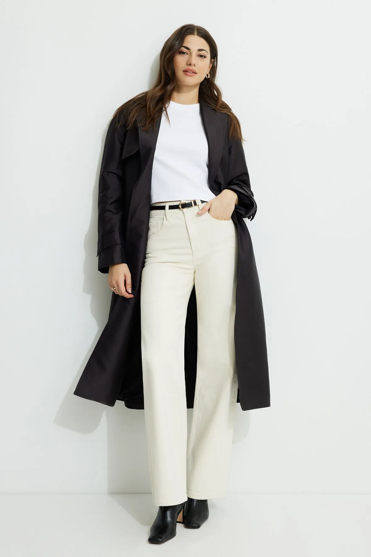 Heidi Wide Leg Jeans sold by Dynamite