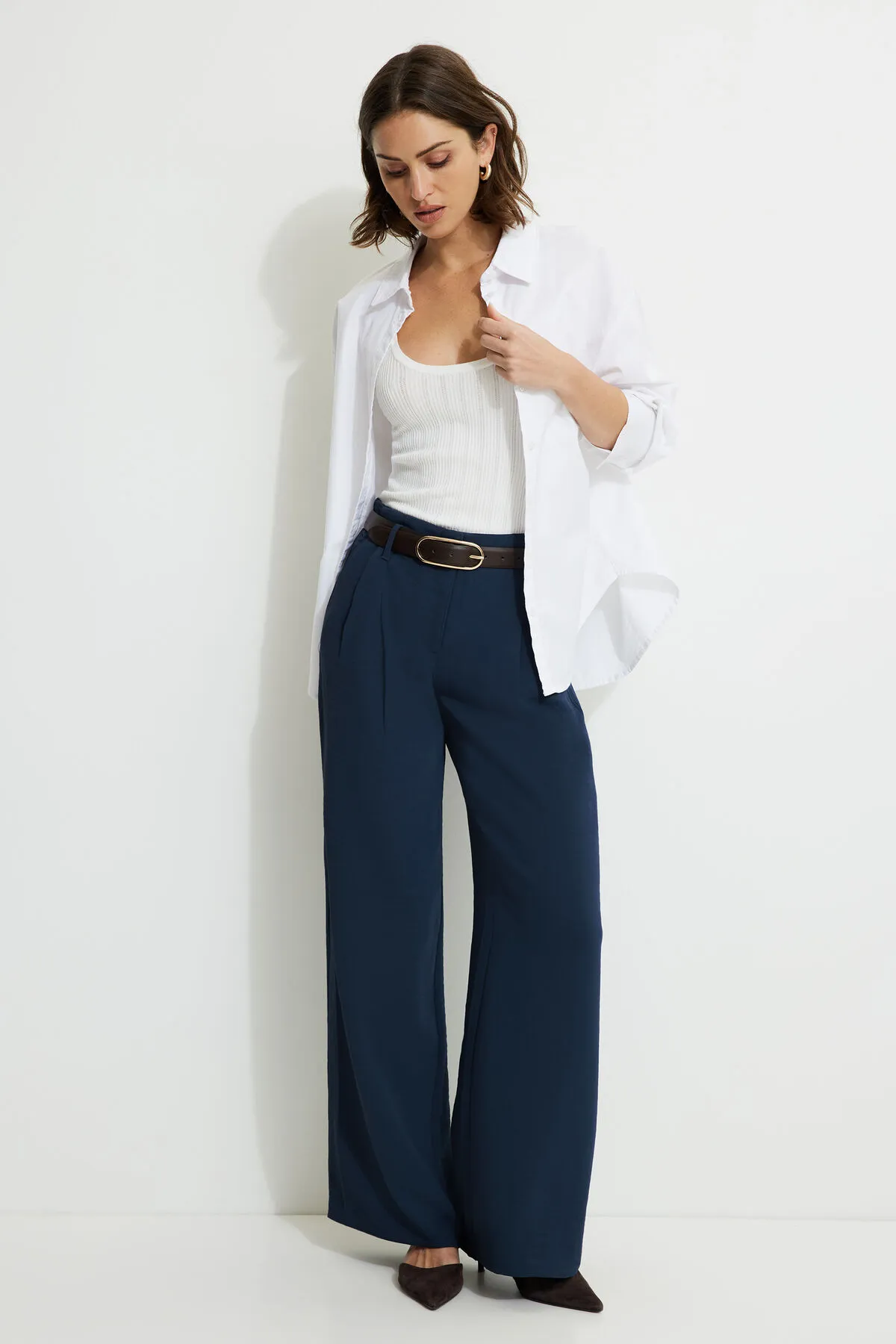 Jourdan Mid Rise Wide Leg Pants sold by Dynamite