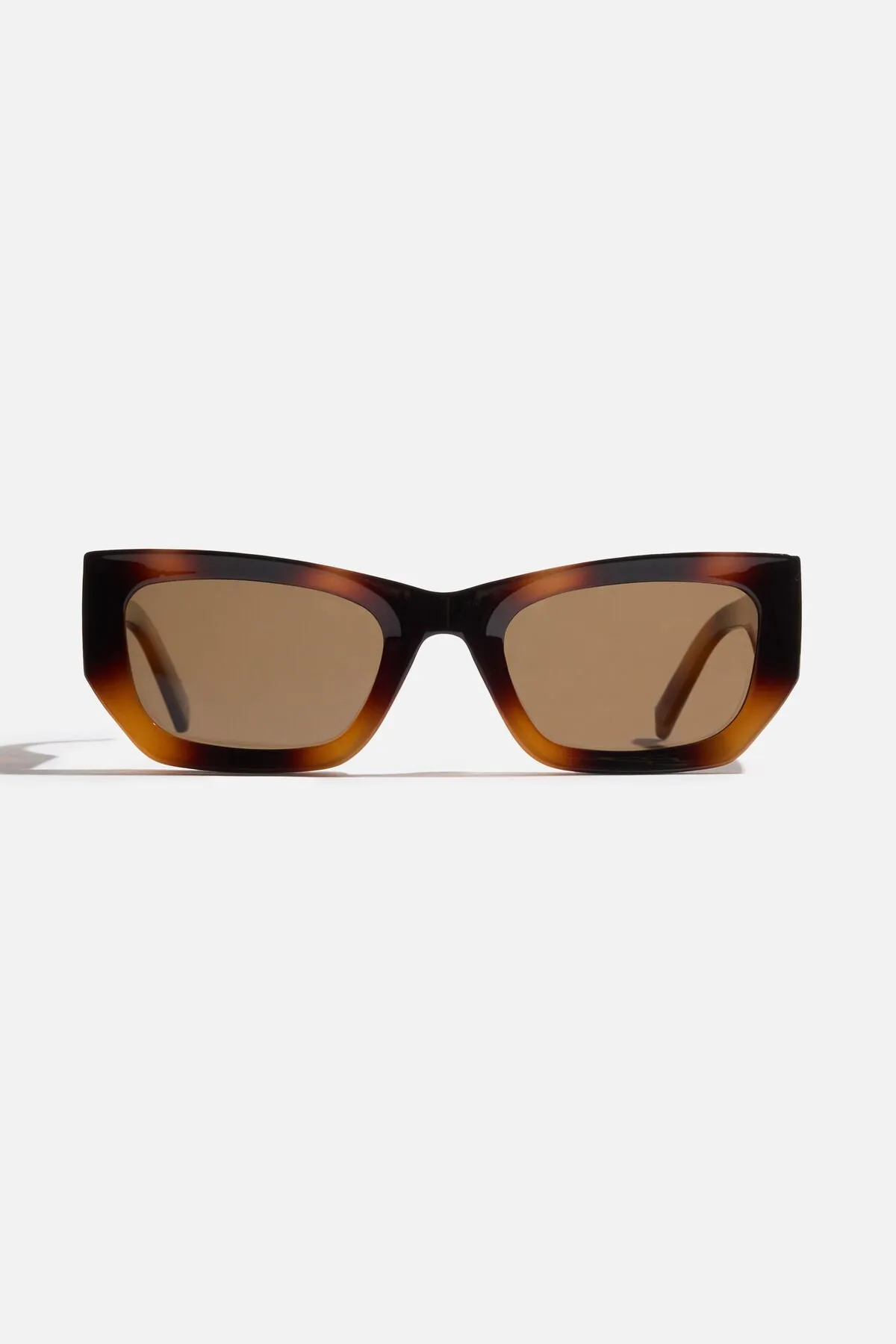 LE SPECS | Beachcomber Square Sunglasses sold by Dynamite
