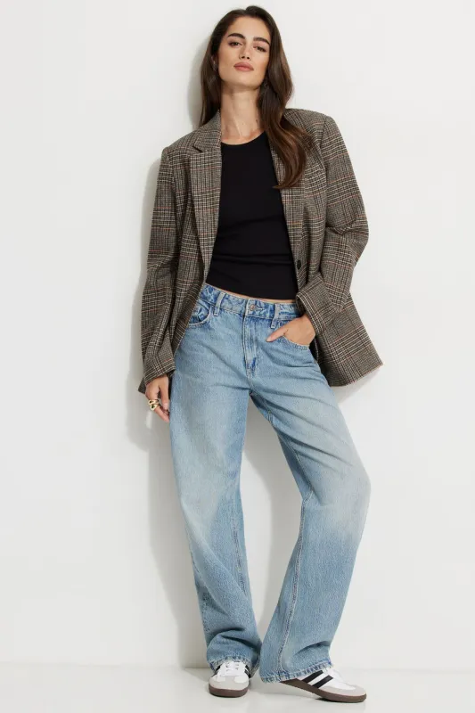 Mika Relaxed Straight Jeans sold by Dynamite