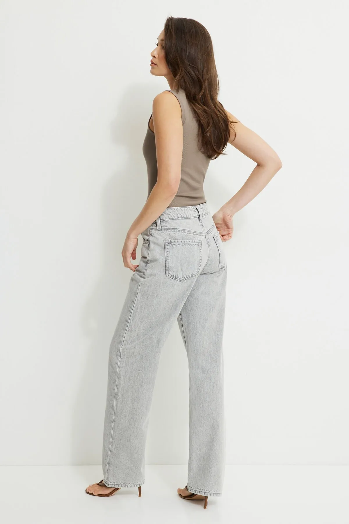 Mika Mid Rise Relaxed Straight Leg Jeans sold by Dynamite product image thumbnail 5