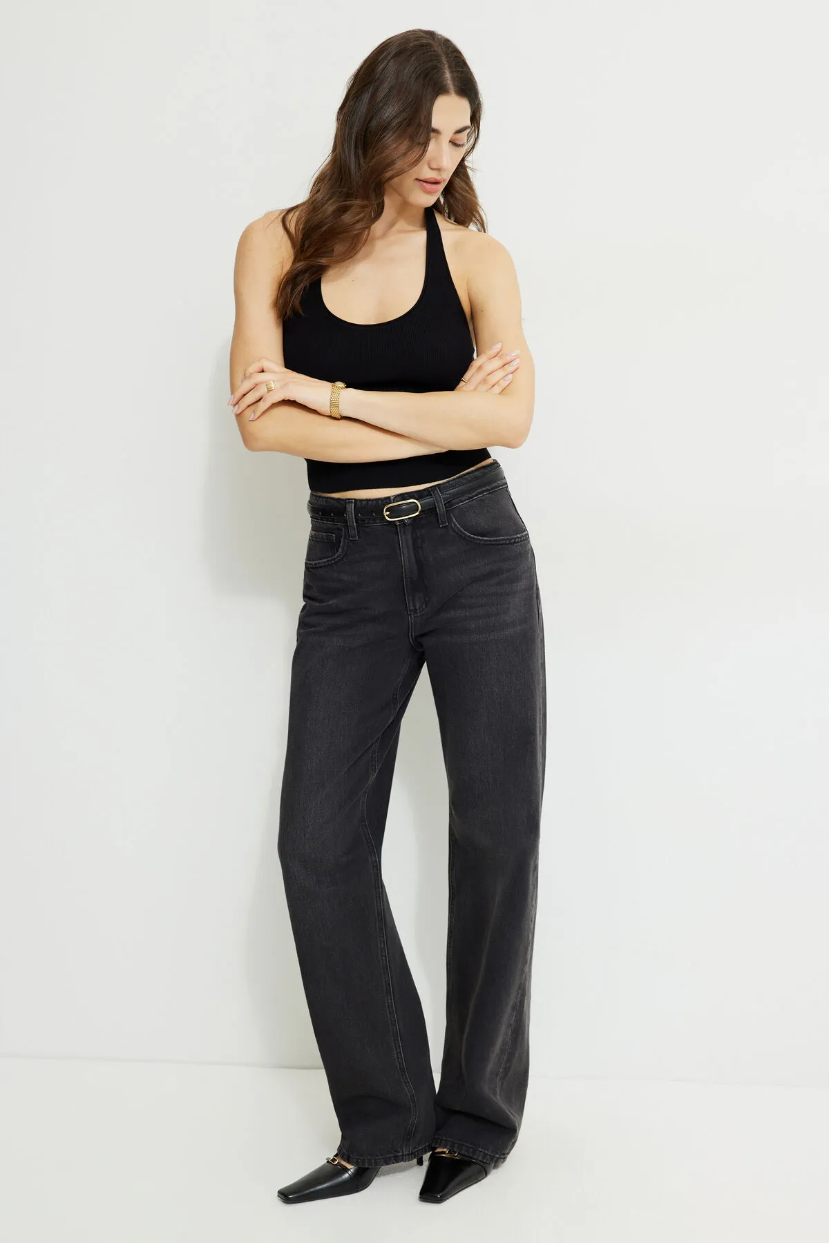 Mika Mid Rise Relaxed Straight Leg Jeans sold by Dynamite product image thumbnail 4