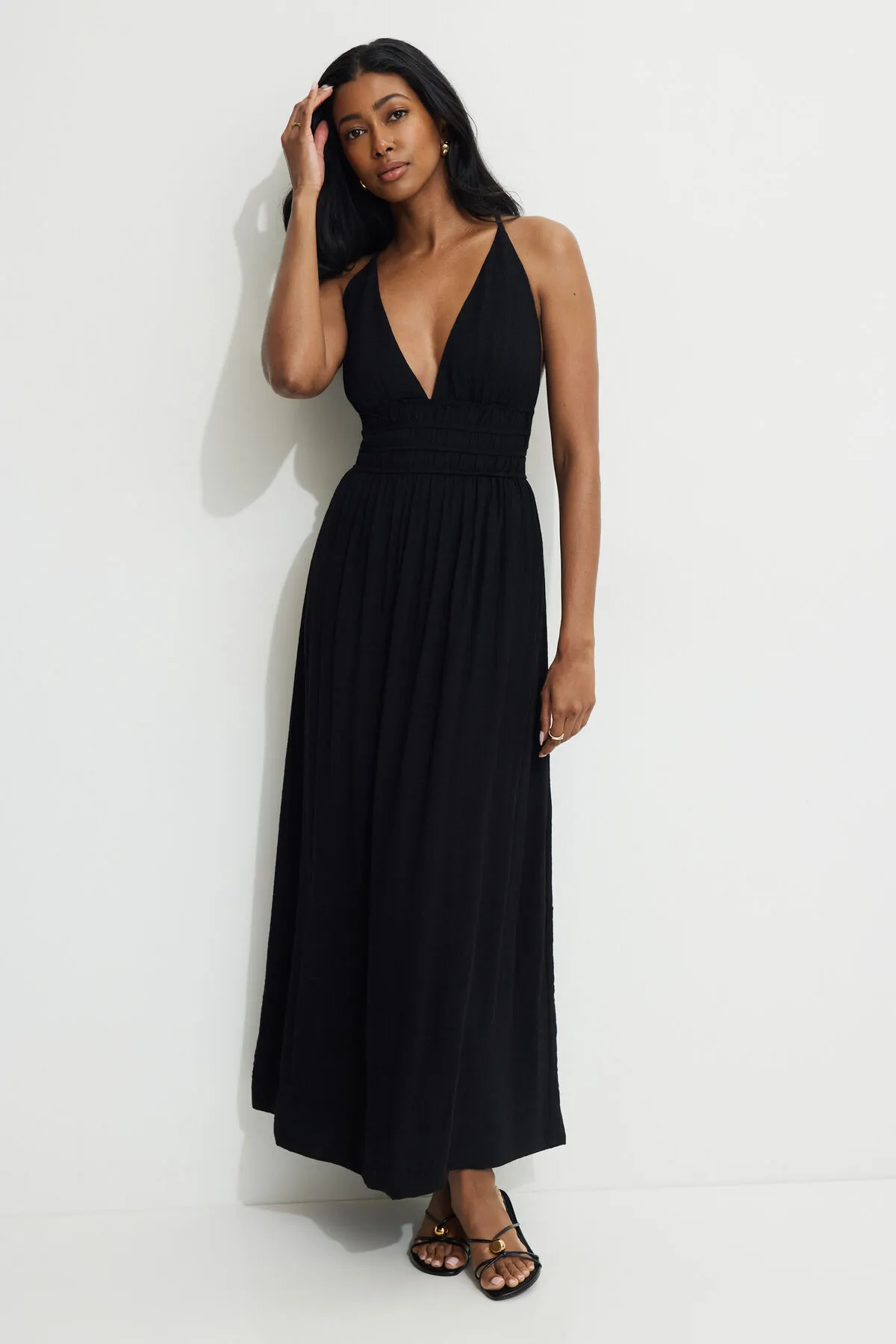 Crinkled Plunge Maxi Dress sold by Dynamite product image thumbnail 5