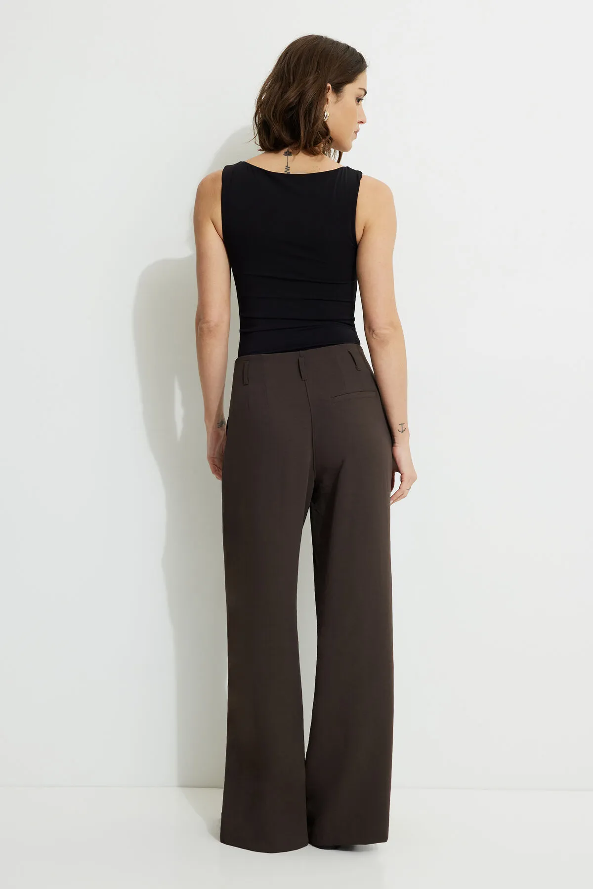 Jourdan Mid Rise Wide Leg Pants sold by Dynamite product image thumbnail 5