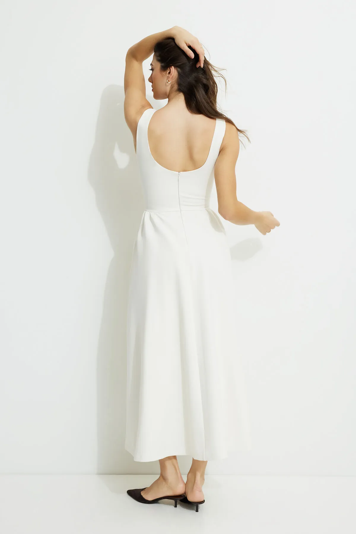 Iris Flared Ponte Maxi Dress sold by Dynamite product image thumbnail 4