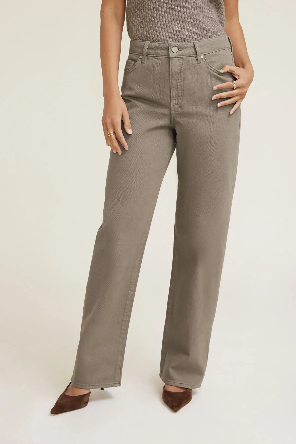 Mika Mid Rise Relaxed Straight Leg Jeans sold by Dynamite product image thumbnail 2