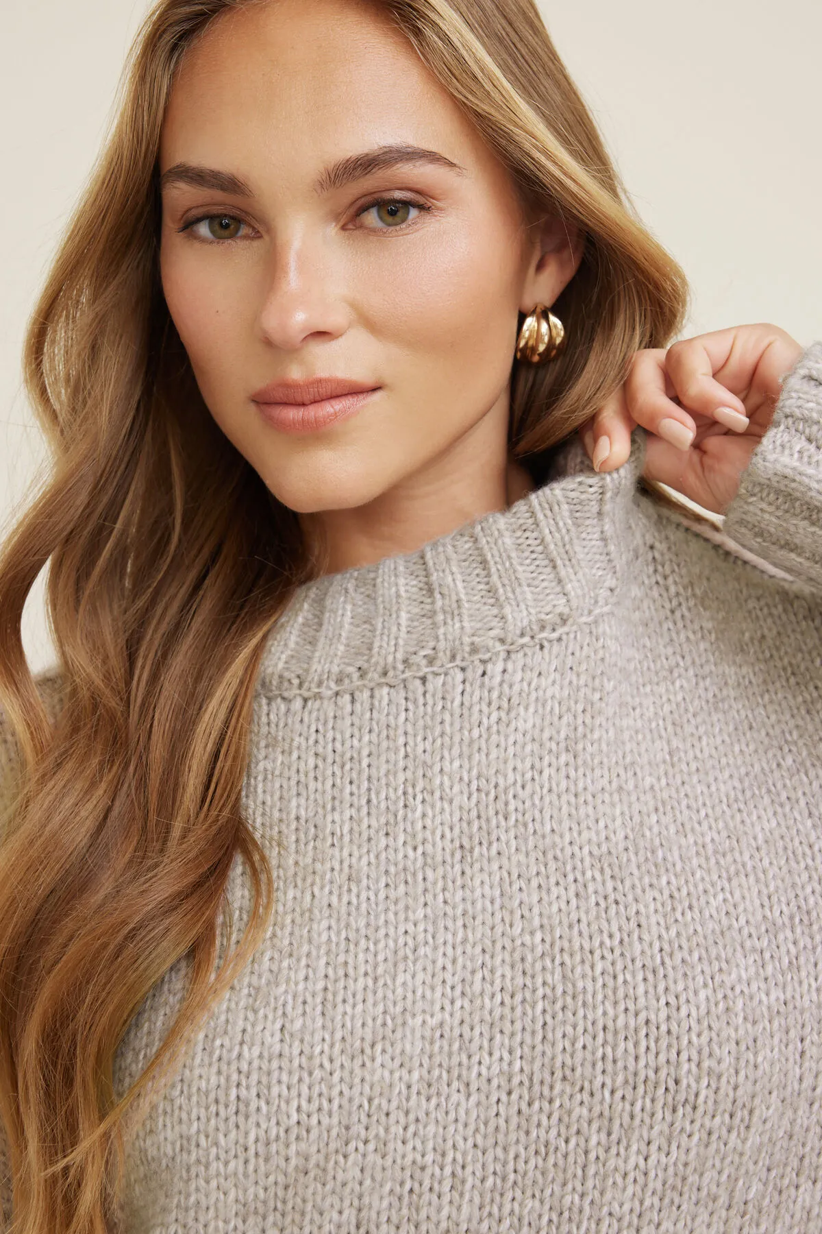 Mabel Chunky Crewneck Sweater sold by Dynamite product image thumbnail 3