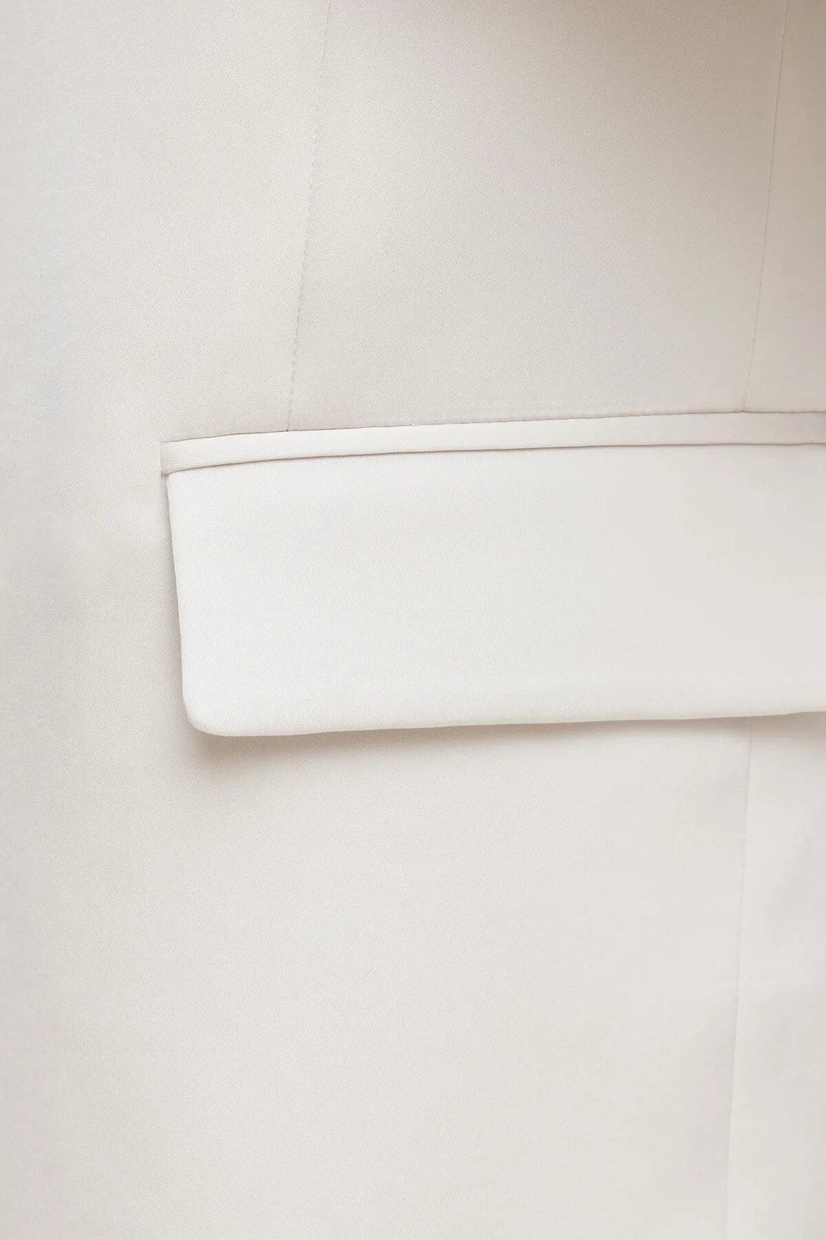 Noa Oversized Satin Blazer sold by Dynamite product image thumbnail 4