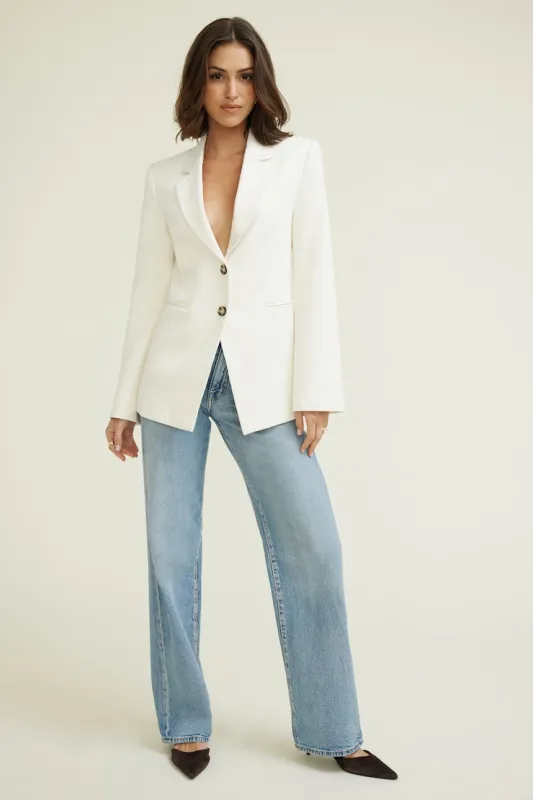 Ezra Fitted Blazer sold by Dynamite